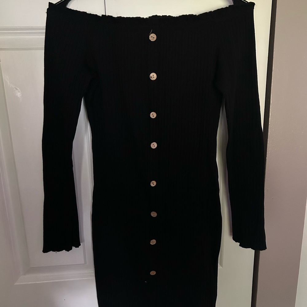 Off shoulder ribbed dress